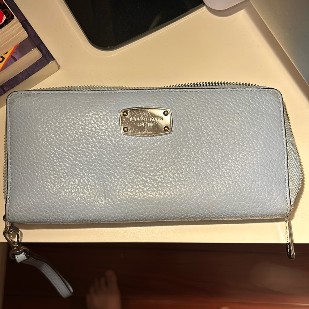 Michael Kors Wristlet wallet